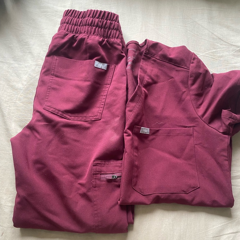 Figs Scrub Set